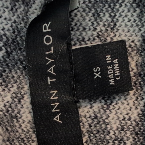 Ann Taylor houndstooth wool blend sweater size XS - Picture 6 of 9